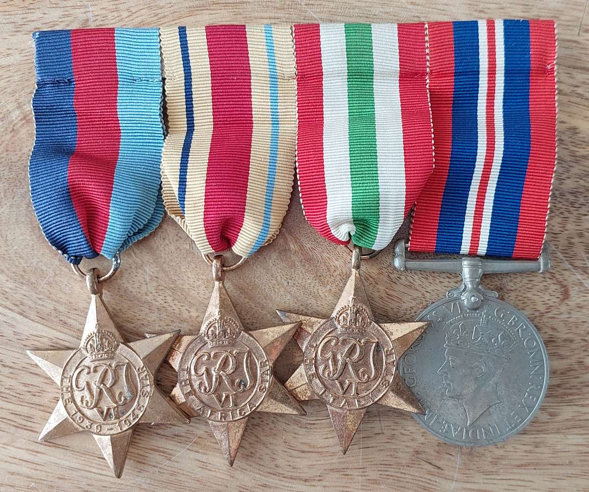 # WWII Group of 4 x Medals to 112309 W.L. Stringer #