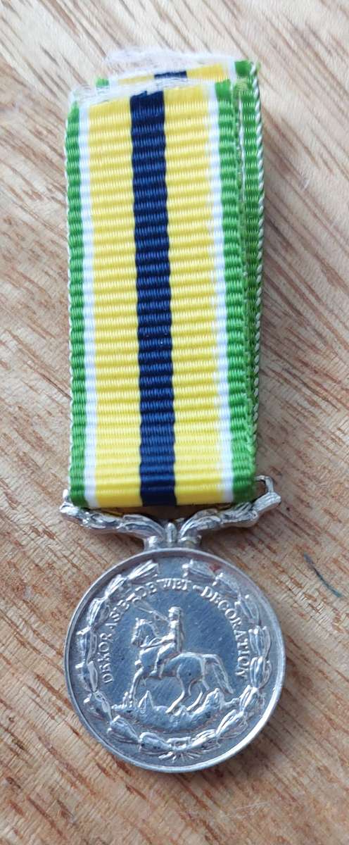 - SADF Miniature De Wet Decoration -