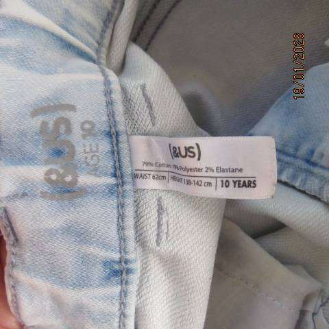 Boys light blue denim shorts in polycotton stretch by (&US) for a 10 yr old.