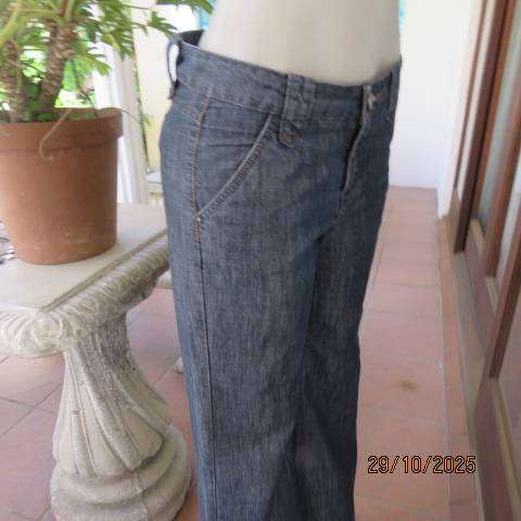 RE flare leg regular fit denim jeans in blue polycotton. Size 34.