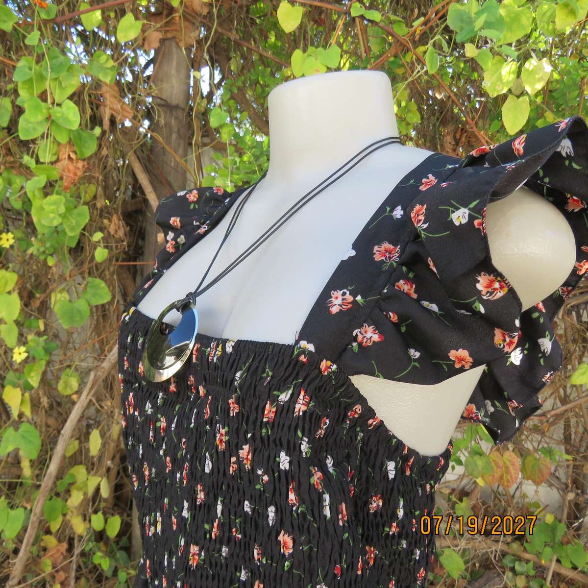 SHEIN cool black polyester dress with tiny flower print. Elasticated bodice. Size 42