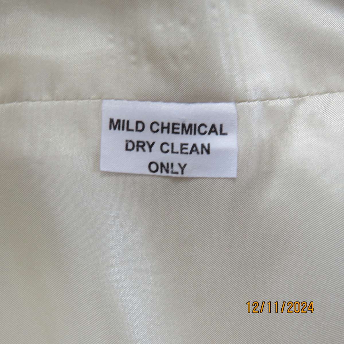 Amazing rich cream wool/poly sleeveless top/waistcoat by NADA Istanbul.Size 36. Brand new con