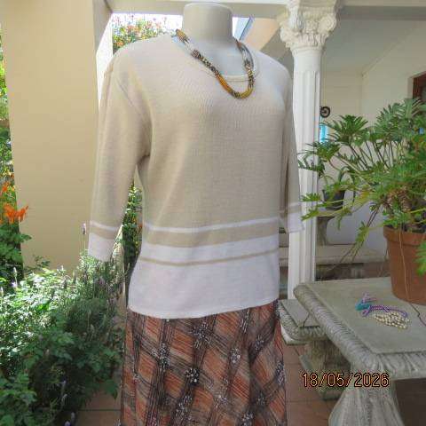 Beige and cream knitted acrylic-cotton blend slip-over top, size 38-40