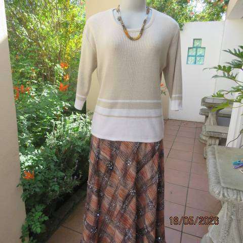 Beige and cream knitted acrylic-cotton blend slip-over top, size 38-40