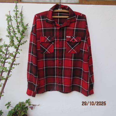 WRANGLER men's red-black and white check woven polycotton shirt size Large