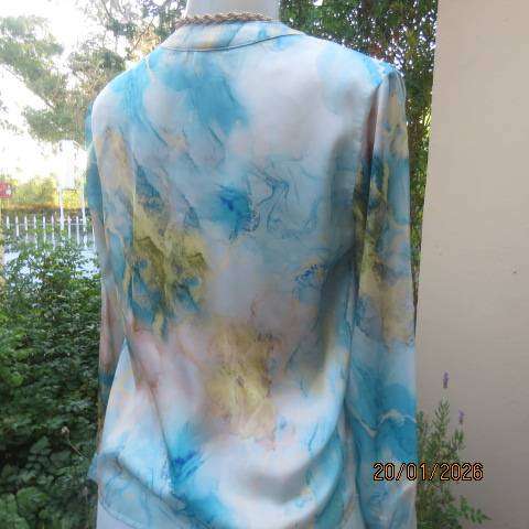 SHEIN silky polyester marble print in jade-yellows slip over long sleeve top. Size 34