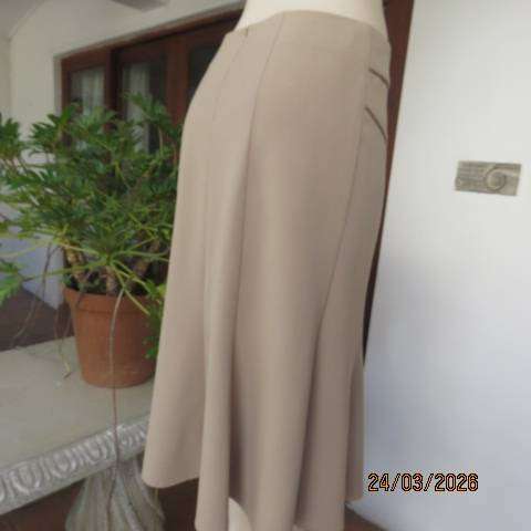 WOOLWORTHS oatmeal paneled stretch skirt size 36 with kick-out design