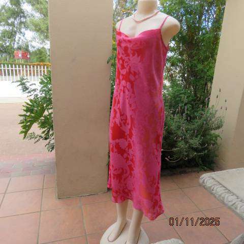 FOSHINI strappy dress in shift style with lining .Sheer red-crimson print. Size 38