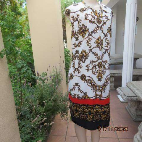 TRUWORTHS light cream- gold and brown baroque print. Lined. Size 40