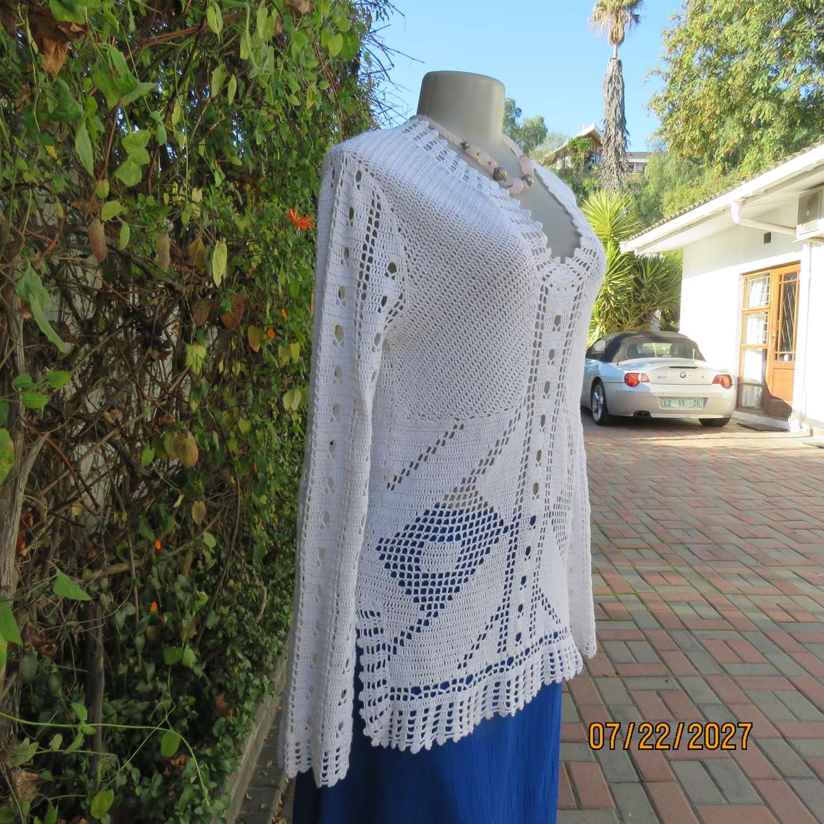 QUEENSPARK white crochet long sleeve top in cotton yarn. Size 38.