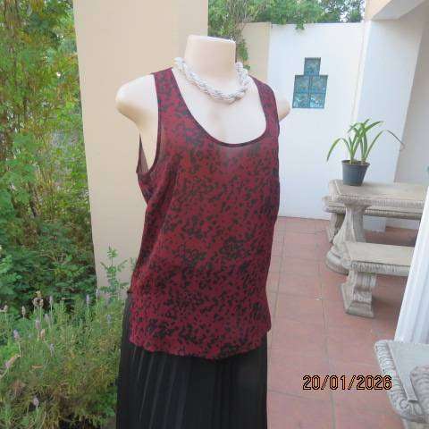 JAY JAYS sleeveless sheer polyester garnet red-black animal print top with back zip. Size 36