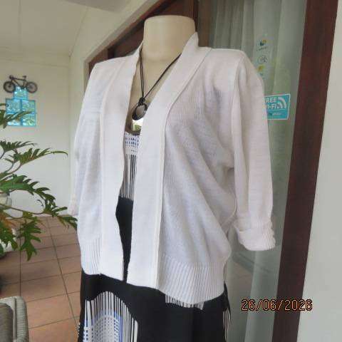 Judy's Pride acrylic knit white open front cardigan with elbow length sleeves size 40