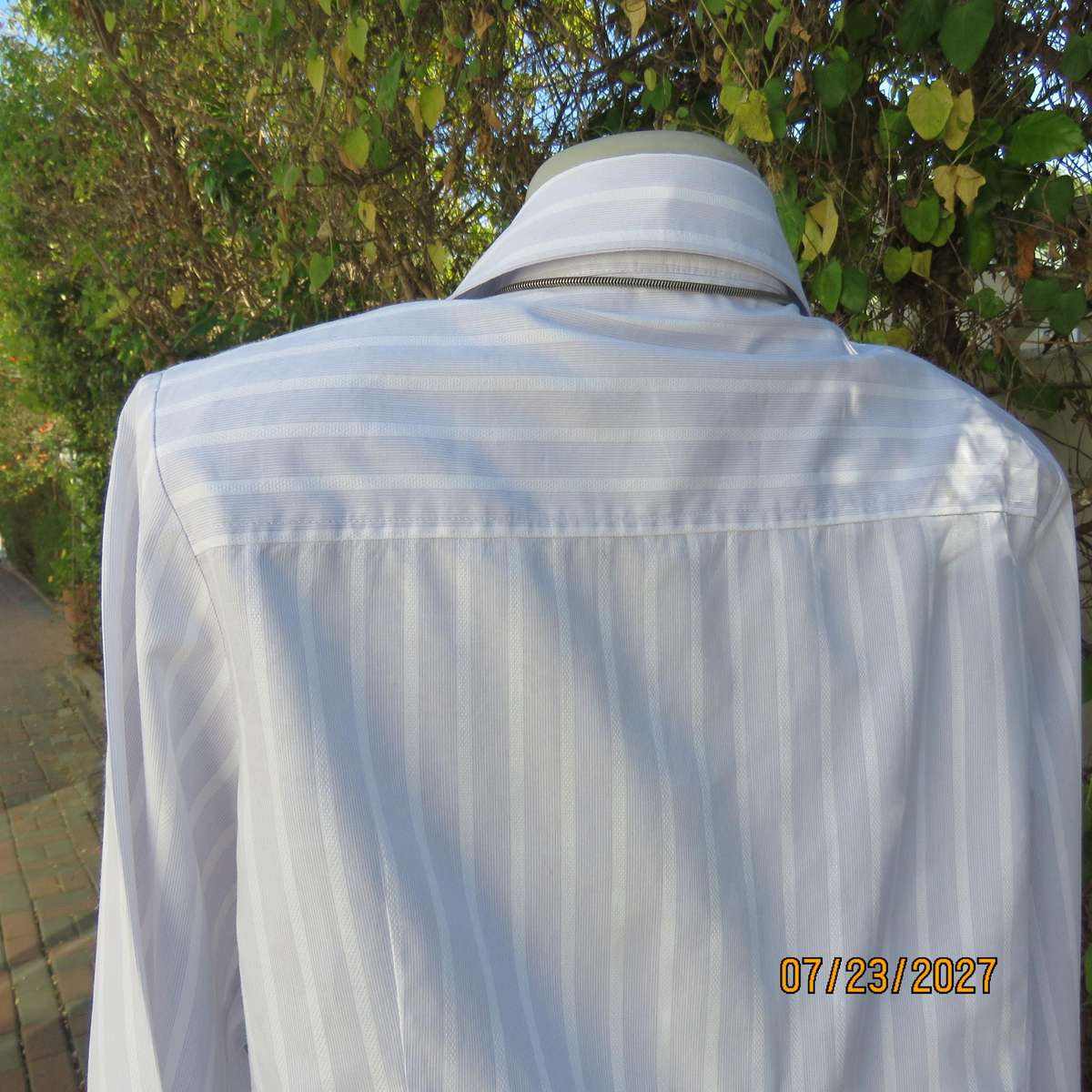 QUEENSPARK long sleeve 100% cotton white-grey vertical striped size 38 tailored shirt.