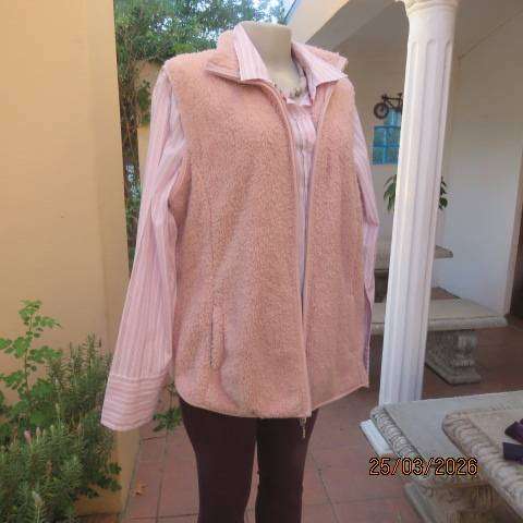 MILADYS sleeveless fluffy zip-up jacket in blush pink, size 46-48