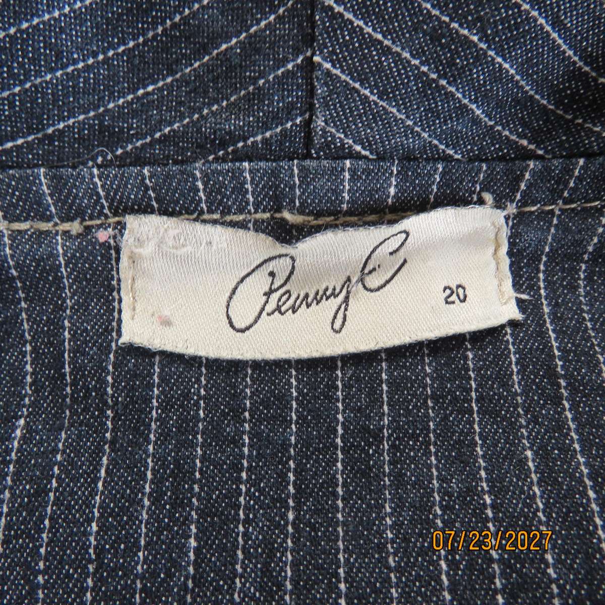 PENNY C polycotton stretch denim long sleeve jacket. Size 44. Two pockets