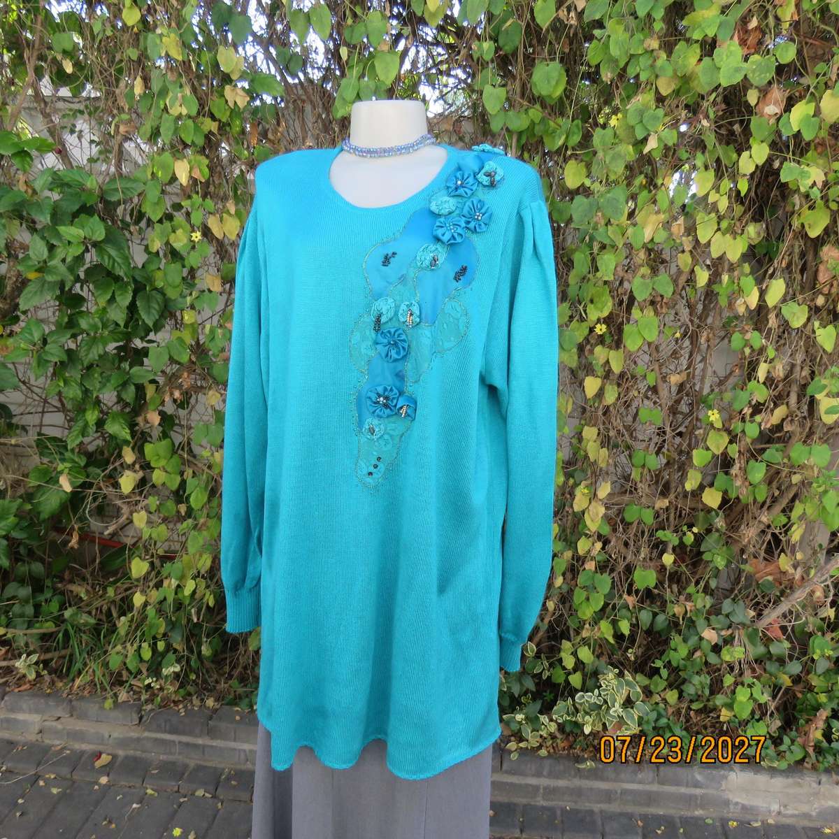 Jade long acrylic knit sweater with luxury applique-embellishment and fabric flowers. Size 50