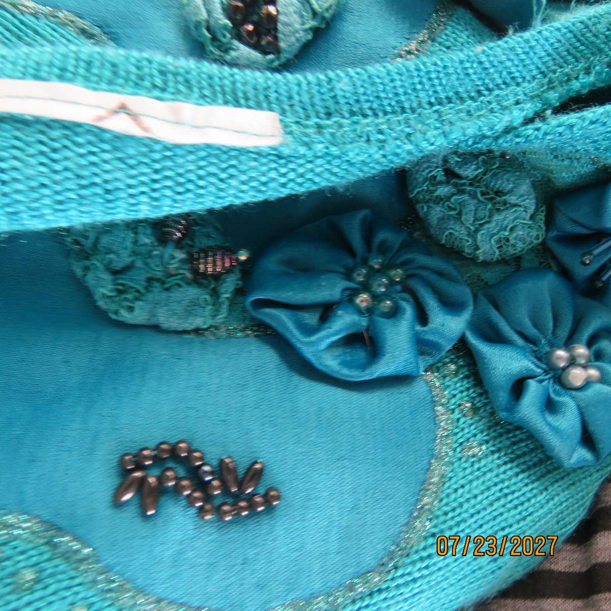 Jade long acrylic knit sweater with luxury applique-embellishment and fabric flowers. Size 50