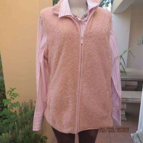 MILADYS sleeveless fluffy zip-up jacket in blush pink, size 46-48