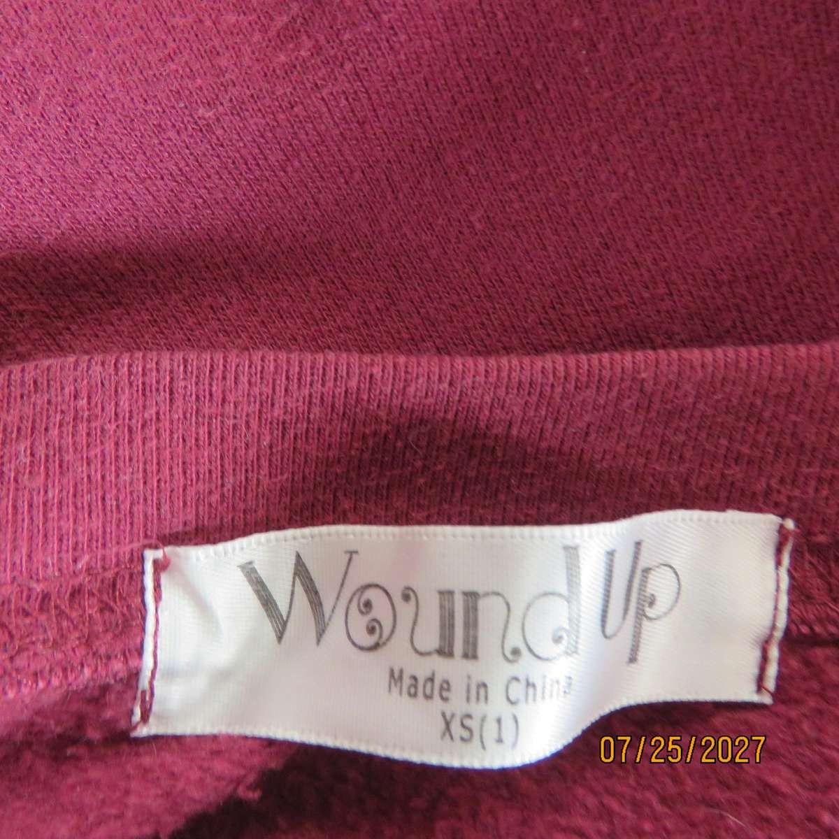 WOUND UP Maroon polycotton sweatshirt with crew neck size 34