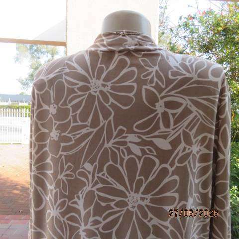Merién Hall Ecru White Floral Stretch Polyester Slip-Over Top Size 46