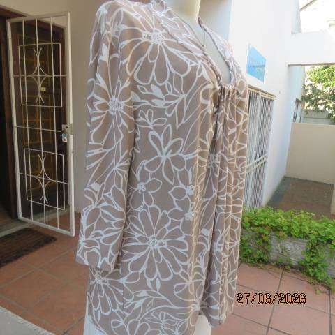 Merién Hall Ecru White Floral Stretch Polyester Slip-Over Top Size 46