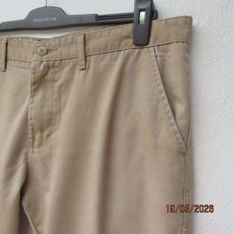 Oakridge beige chino men's tailored pants with back-side  pockets, size 38