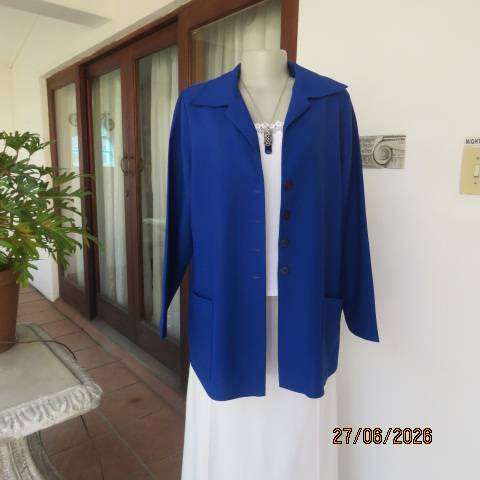 Royal blue long sleeve elegant jacket with 4 button closure, open collar & 2 pockets, size 40