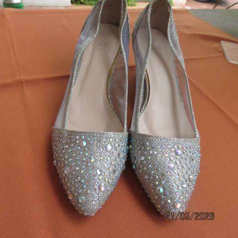 Silver DIVA wedge heels with gauze sides and embellished fronts, size 5