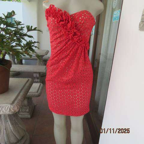 BIACCI Italian make red broderie anglaise evening dress with cream lining. Size 32