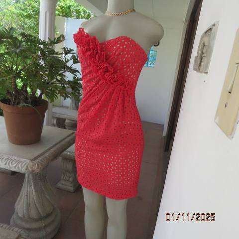 BIACCI Italian make red broderie anglaise evening dress with cream lining. Size 32