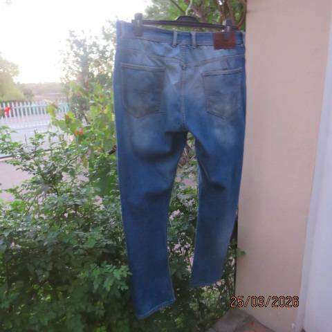 K Star 7 original blue denim jeans in polycotton stretch, tapered legs, size 40