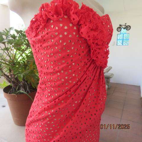 BIACCI Italian make red broderie anglaise evening dress with cream lining. Size 32