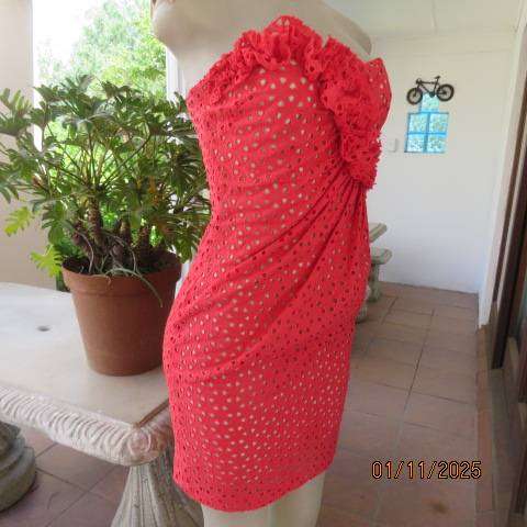 BIACCI Italian make red broderie anglaise evening dress with cream lining. Size 32