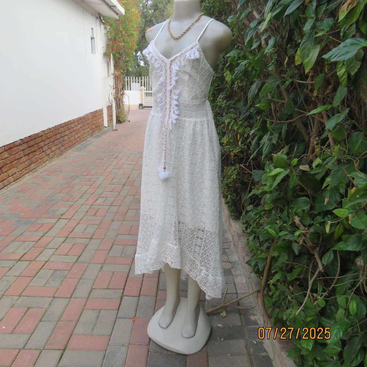 SHEIN white strappy polyester lace evening dress with high-low seamline. Size 36