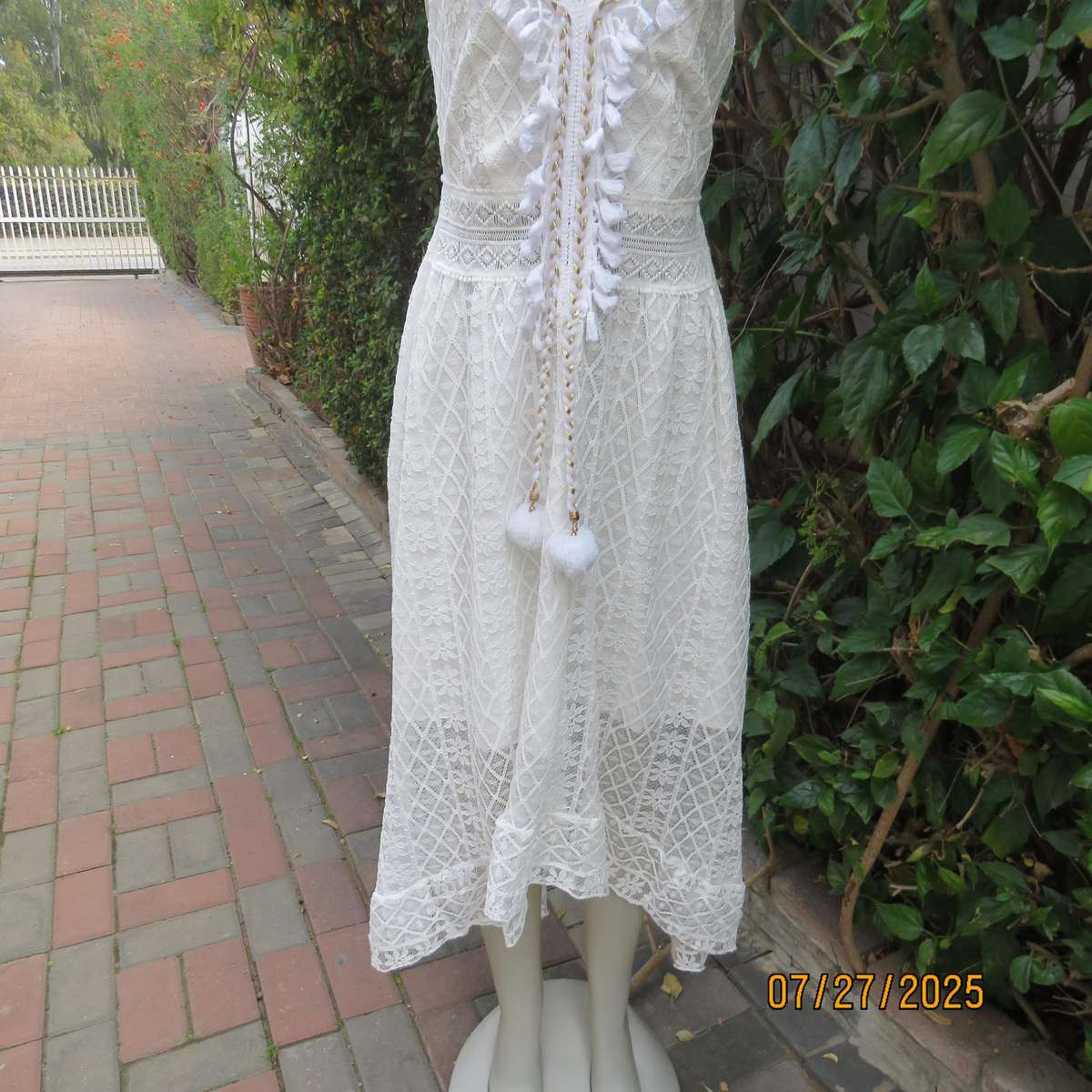 SHEIN white strappy polyester lace evening dress with high-low seamline. Size 36