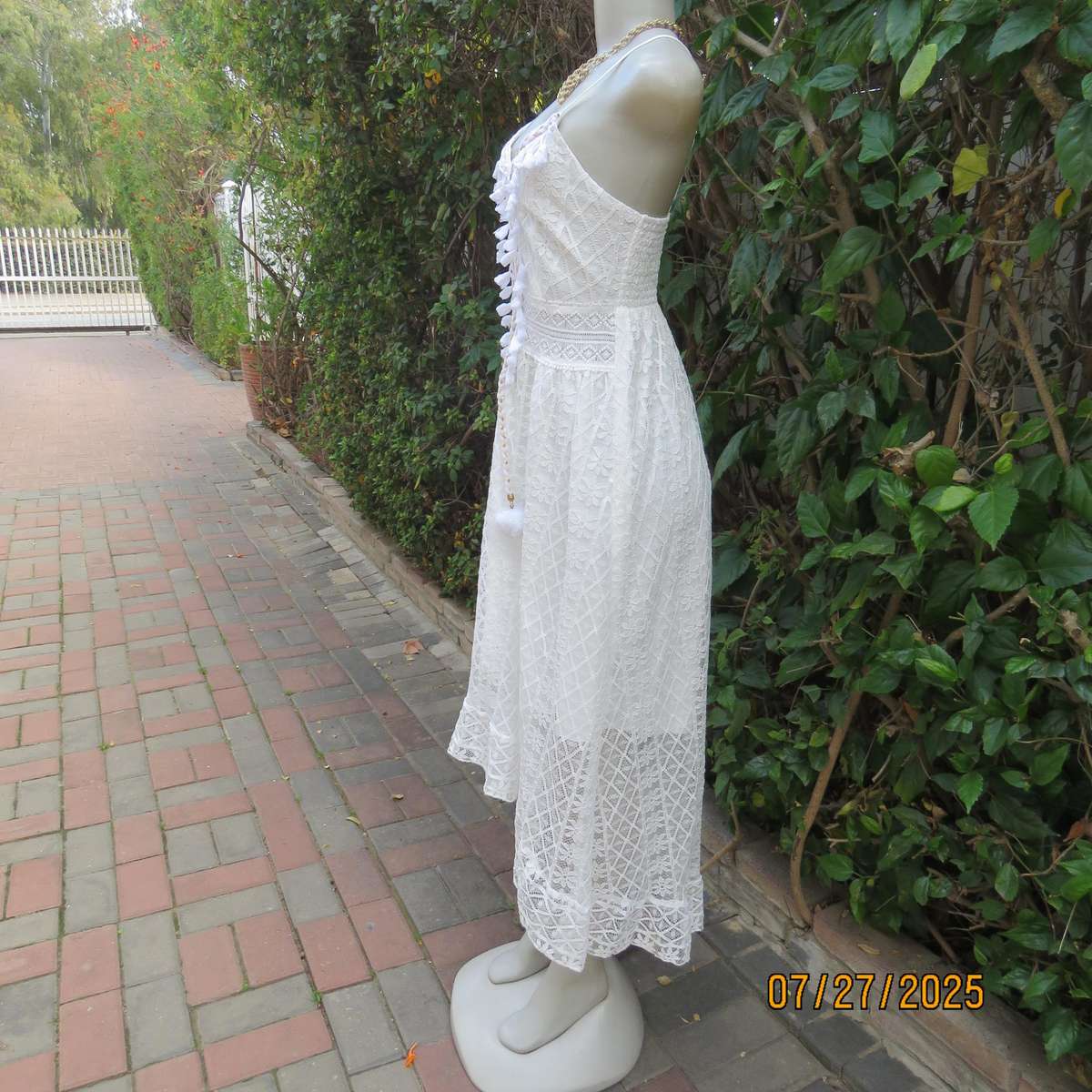 SHEIN white strappy polyester lace evening dress with high-low seamline. Size 36