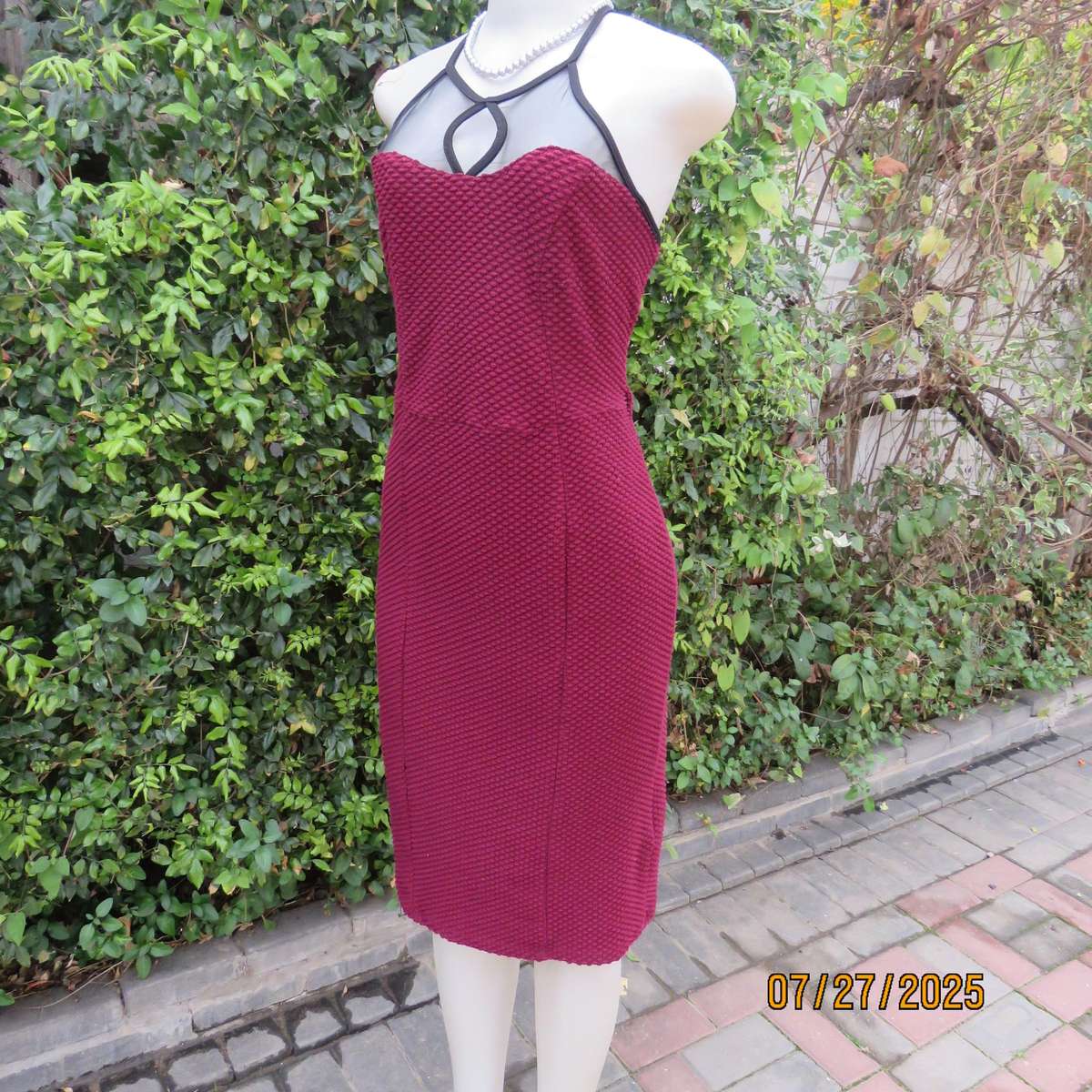 MISS L maroon bubble textured stretch polyester smart casual dress. Black netting neck area. Size 38