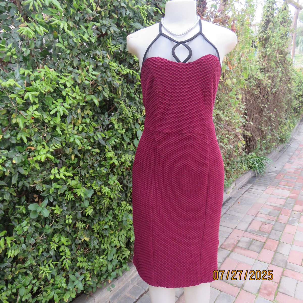 MISS L maroon bubble textured stretch polyester smart casual dress. Black netting neck area. Size 38