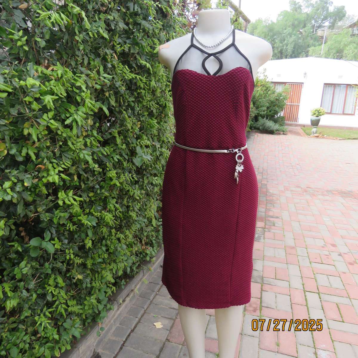 MISS L maroon bubble textured stretch polyester smart casual dress. Black netting neck area. Size 38