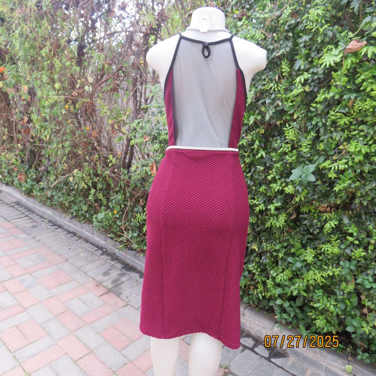 MISS L maroon bubble textured stretch polyester smart casual dress. Black netting neck area. Size 38