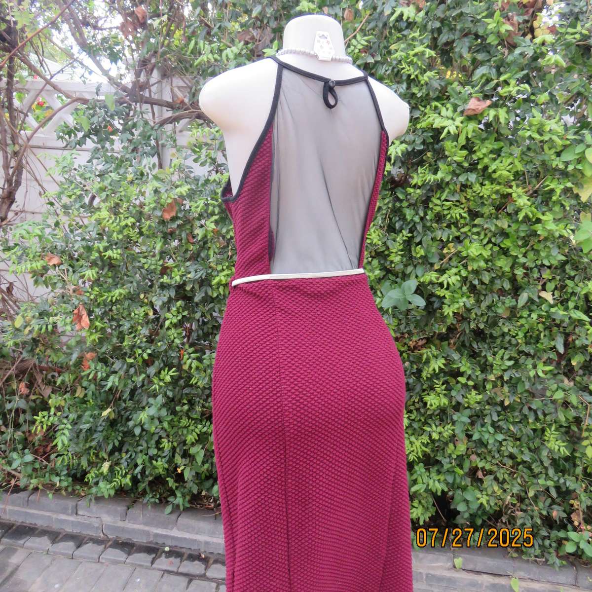 MISS L maroon bubble textured stretch polyester smart casual dress. Black netting neck area. Size 38