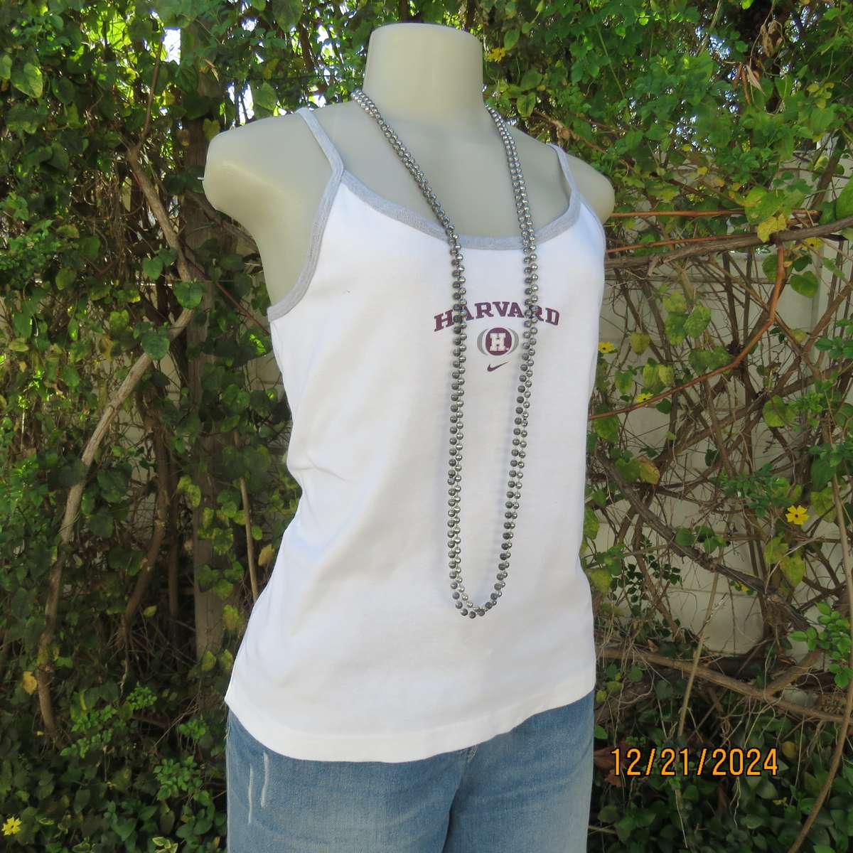 NIKE strappy top in white/silvergrey with HARVARD logo. Size 38. 100% cotton. Brand new cond.