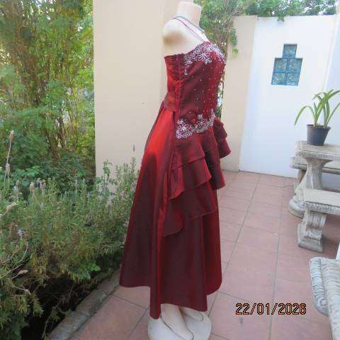 GERANO ruby red shiny silky ankle length satin strappy evening dress with silver decoration. Size 38