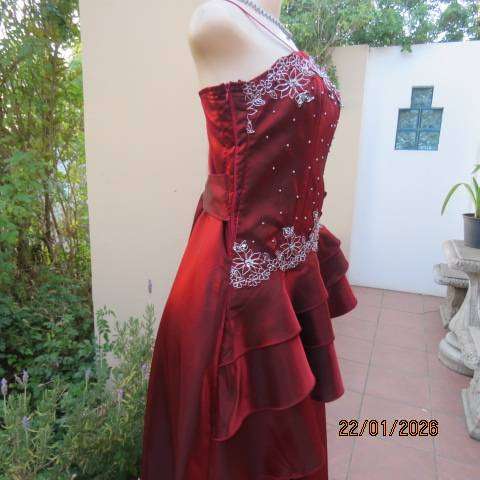 GERANO ruby red shiny silky ankle length satin strappy evening dress with silver decoration. Size 38