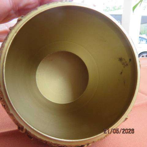 Chinese bronze cannister handcrafted decorative ornament 8cm diameter 9cm height