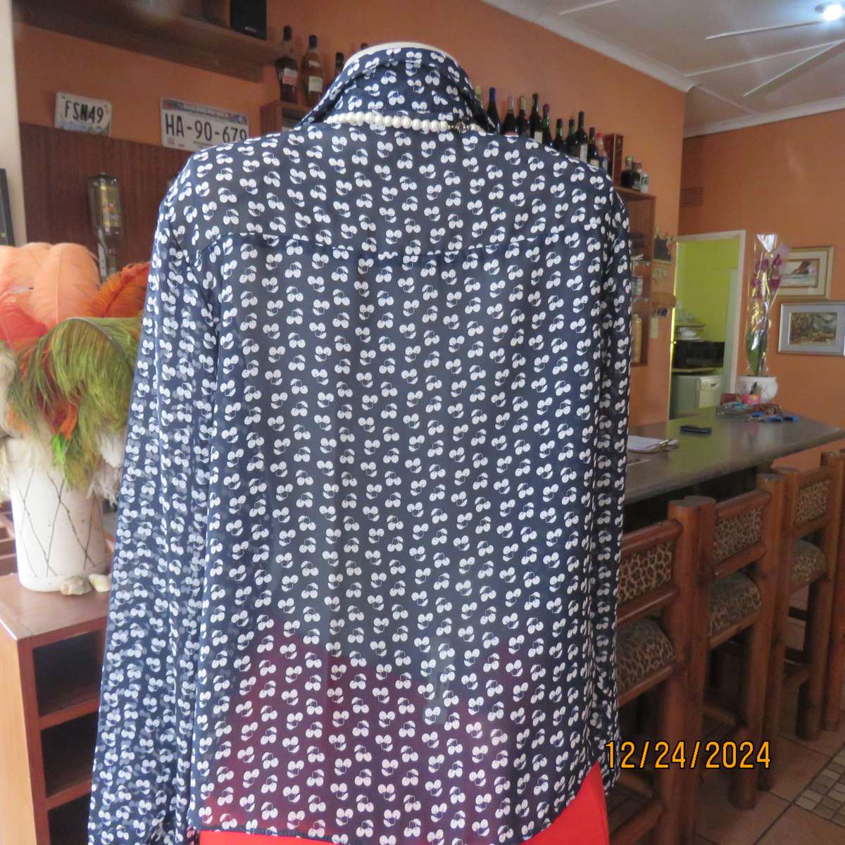 Pretty sheer polyester navy/white floral button down/shirt collar top/ Long sleeve.Size 37. As new