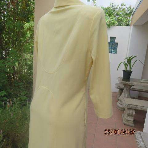 MILADYS banana yellow 2 pc suite. Bootlegged dress pants. Long lined jacket-coat. Size 37