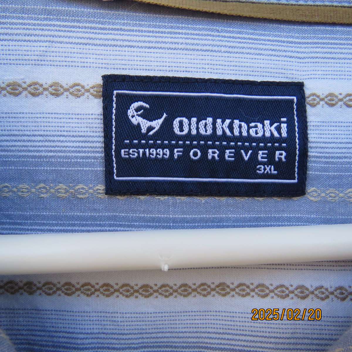 OLD KHAKI men's forever long sleeve 100% cotton 3 XL shirt. One pocket. Vertical striped. Embossed.