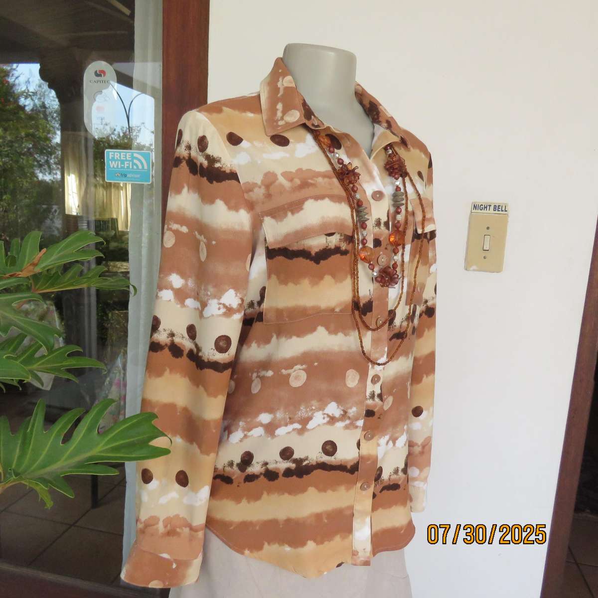 WOOLWORTHS button down horizontal pattern long sleeve viscose top in size 34.