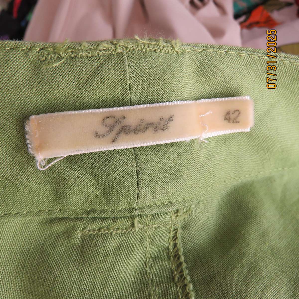 SPIRIT kelly green ramie-cotton blend cropped pants size 42.